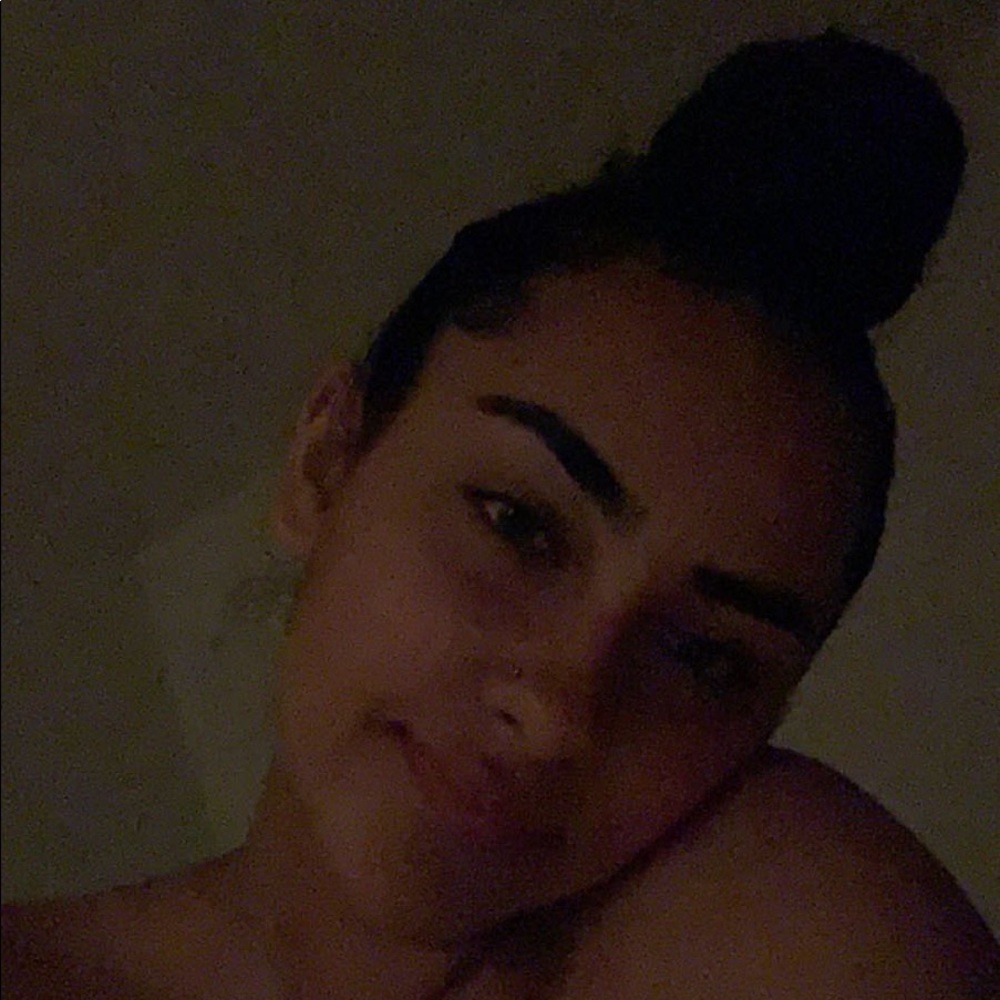 Meet your Posher, Trivina